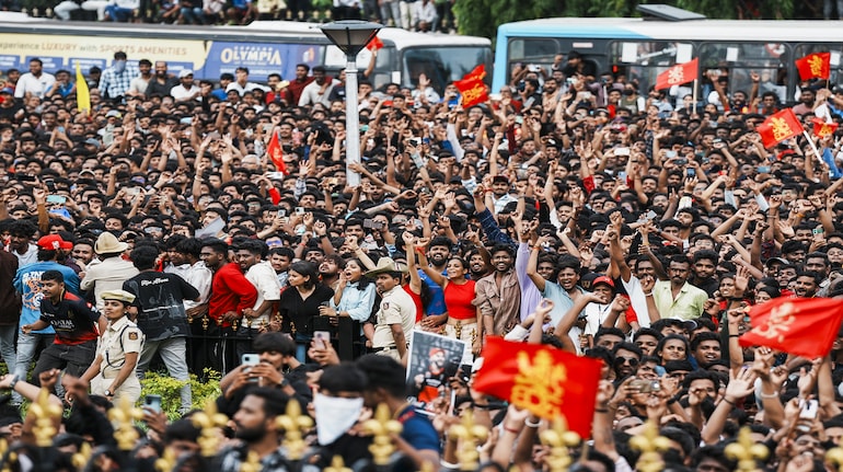 RCB’s IPL 2025 Celebration Turns Fatal: 11 Dead in Bengaluru Stampede