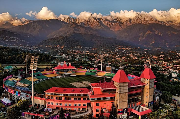 Dharamshala Tourist Places: 2025 Guide to Treks, Temples & Tibetan Culture