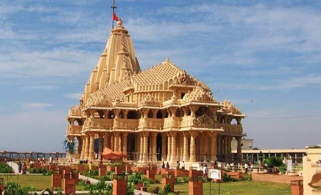 Gujarat Tourism Guide 2025 : Best Places to Visit, Things to Do & Travel Tips