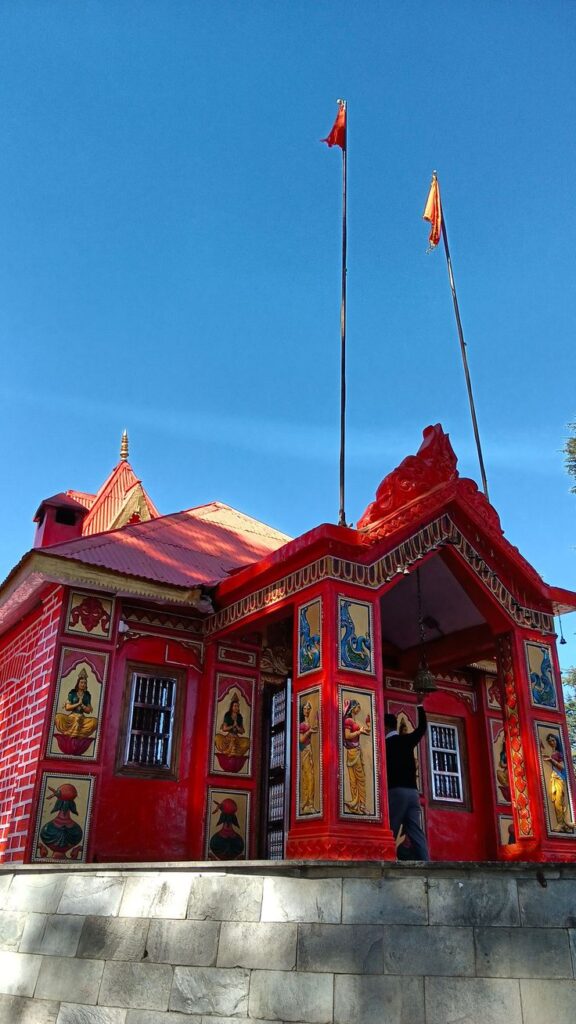 Explore Shree Hanuman Temple Jakhu – Shimla’s Highest Point & Devotional Heaven