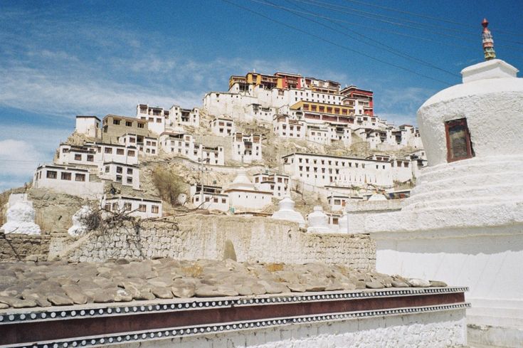 Leh Palace Ladakh: Complete Tourist Guide with History, Views & Tips