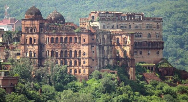 Mubarak Mandi Palace Jammu: Complete Travel Guide, History & Must-See Attractions