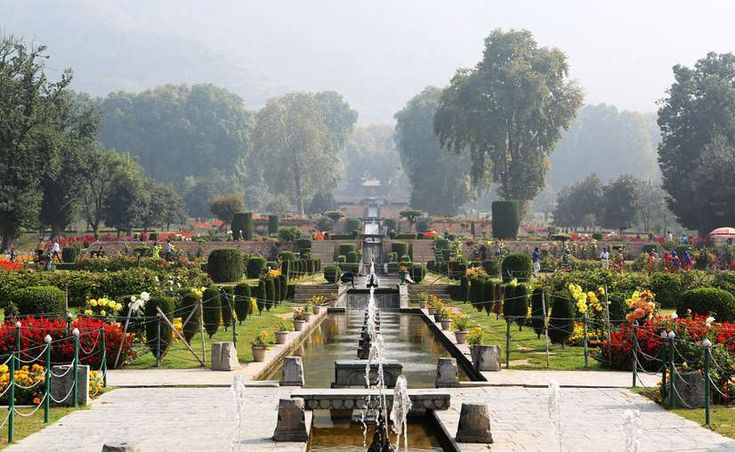 Explore Shalimar Bagh, Srinagar: The Ultimate Guide to Jammu & Kashmir’s Mughal Garden Paradise