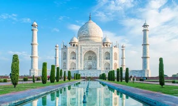 Uttar Pradesh Tourism 2025: Spiritual Journeys, History & Hidden Gems