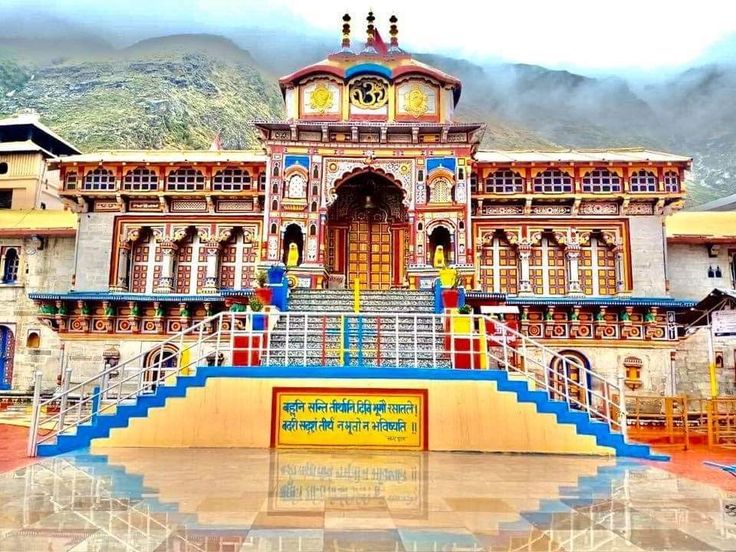 Top 10 Badrinath Tourist Places in Uttarakhand: Complete Travel Guide with Temple, Trek & Tips
