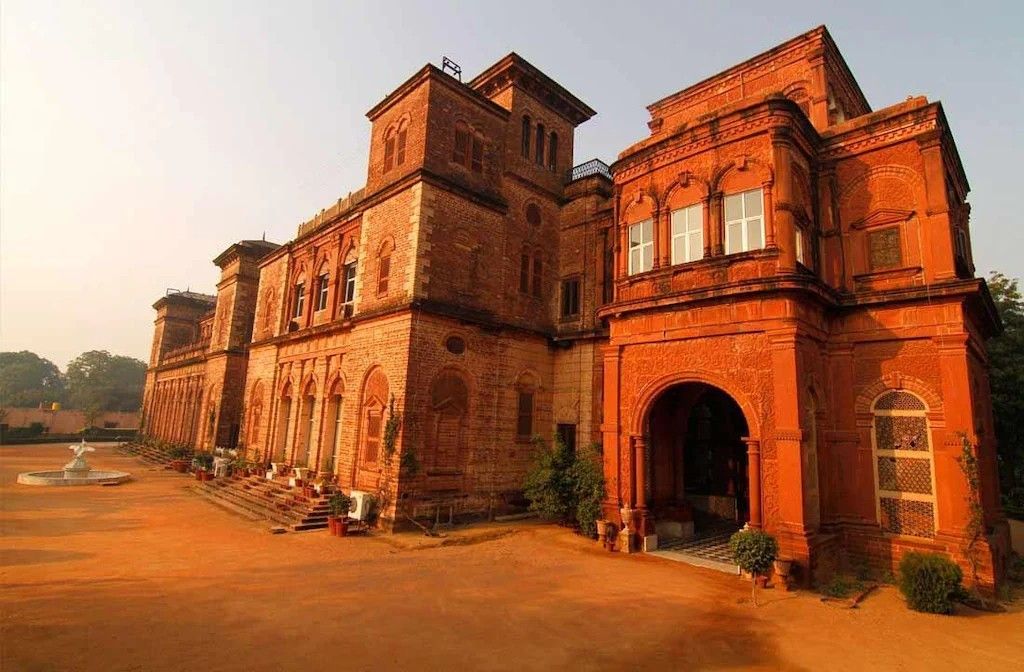 Top Dholpur Tourist Places in Rajasthan 2025: Complete Travel Guide with Attractions, History & Safari Tips