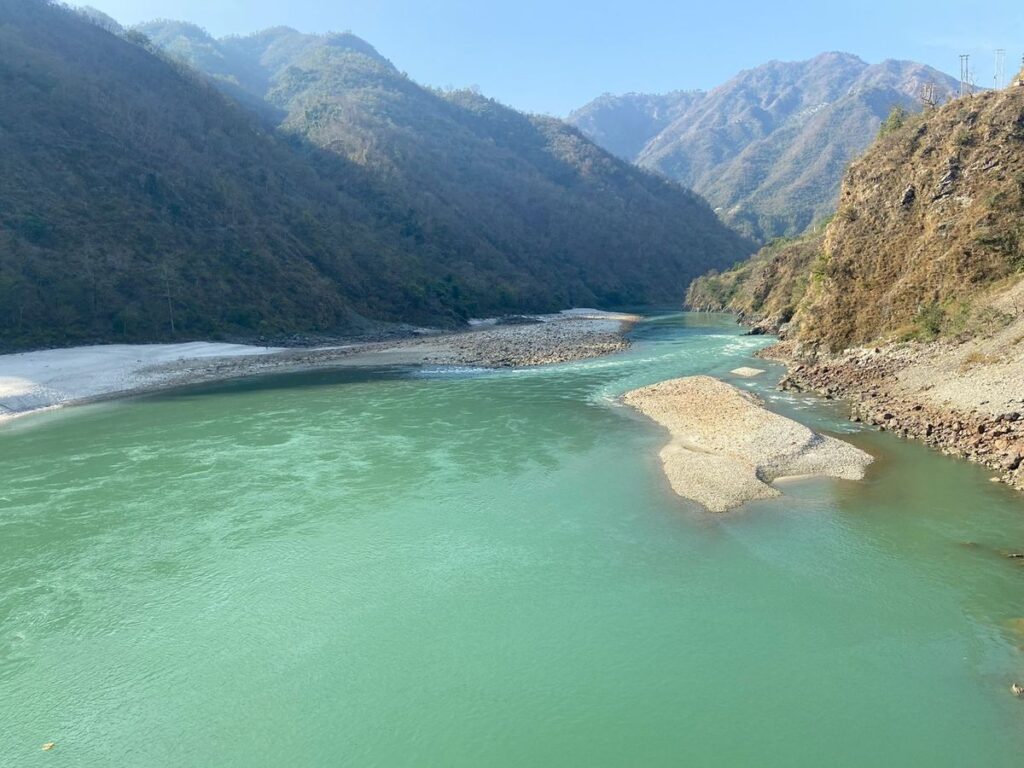 Explore the Best Ganga Beach Destinations in Uttarakhand With Travel Tips & Activities 2025