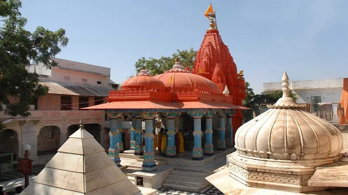 Jagatpita Shri Brahma Mandir Pushkar 2025: Complete Top Travel Guide to Rajasthan’s Only Brahma Temple
