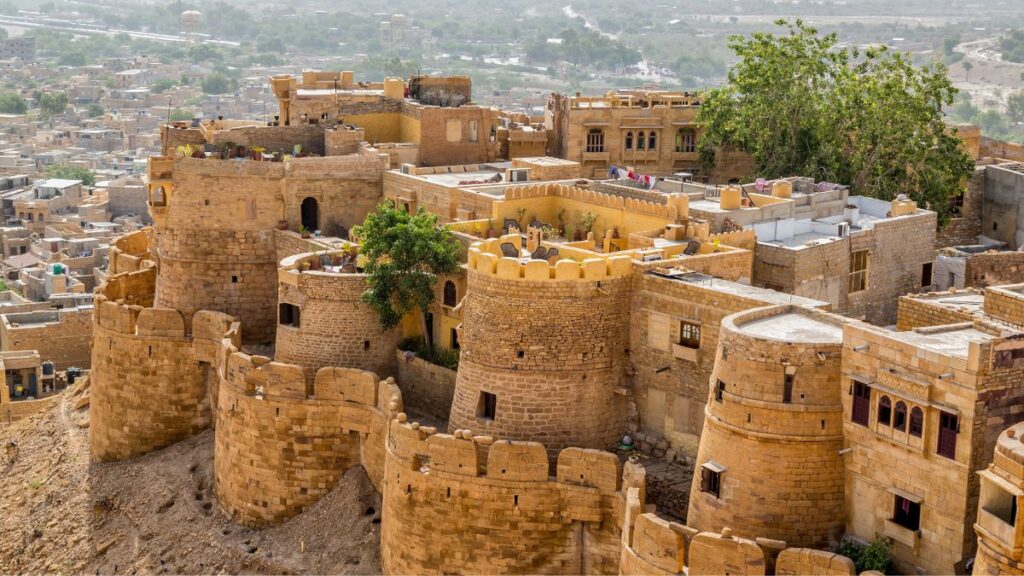 Jaisalmer Fort Tourist Places: Complete Travel Guide to Rajasthan’s Golden Fort (2025)