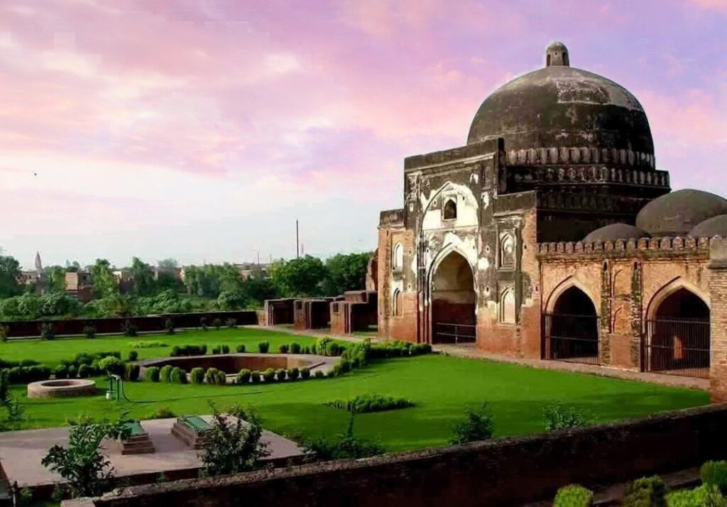 Kabuli Bagh Masjid Panipat 2025: Complete History, Architecture & Top Tourist Attractions in Haryana