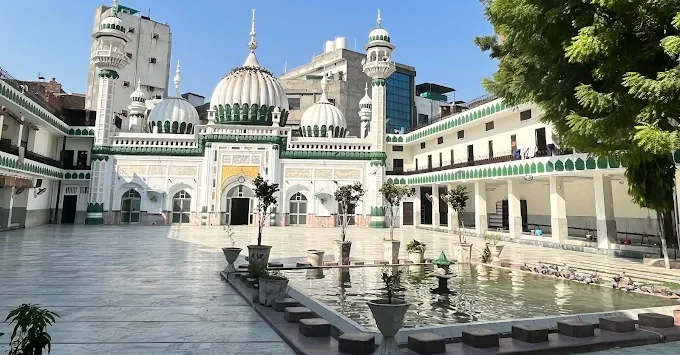Khairuddin Masjid Amritsar: History, Architecture & Tourist Guide to Punjab’s Iconic Mosque 2025