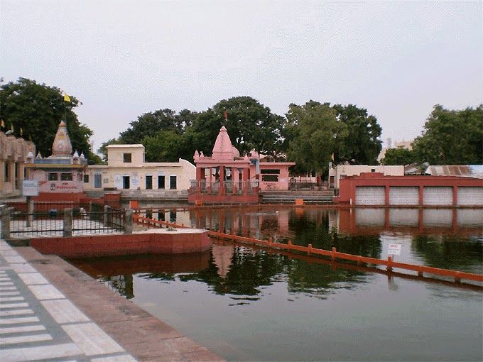 Sannihit Sarovar Kurukshetra 2025: Complete Travel Guide, History, Rituals & Tourist Attraction