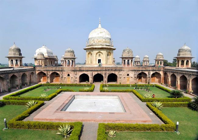 Discover Sheikh Chilli Tomb Kurukshetra 2025 – Timings, Entry Fee, History & Nearby Attractions