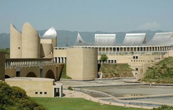 Virasat-e-Khalsa Tourist Guide 2025 : History, Attractions, Timings & Travel Tips