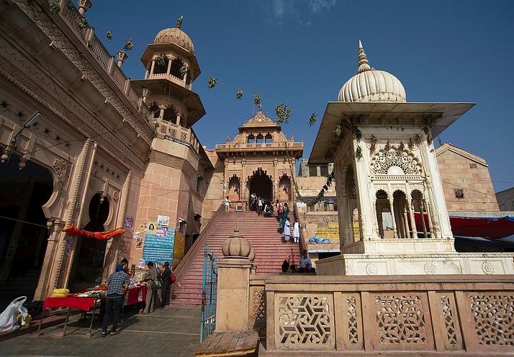 Top Barsana Tourist Places to Visit, Uttar Pradesh 2025 – Complete Travel Guide to Radha Rani's Birthplace