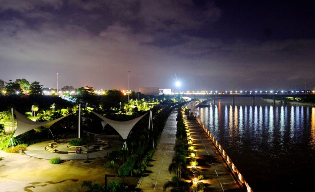 Gomti Riverfront Park Lucknow 2025: Complete Travel Guide, Attractions, Entry Fee & Timings