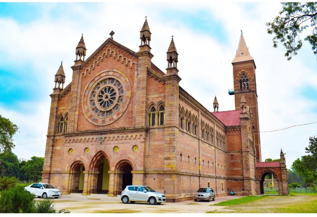 Kanpur Complete Travel Guide: Top Places to Visit, Things to Do & How to Reach (2025)