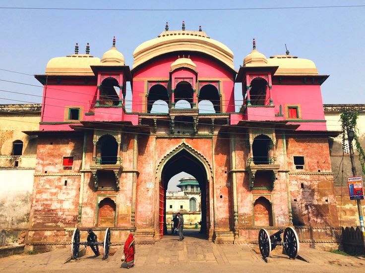 Ramnagar Fort Varanasi 2025: Complete Travel Guide to Tourist Attractions, History, Timings & Entry Fees