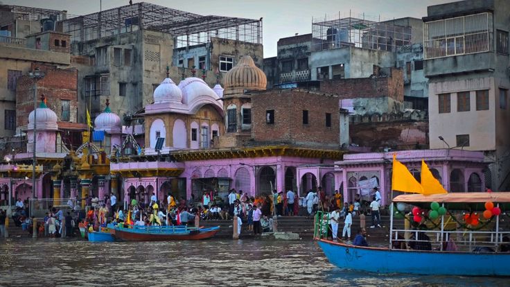 Vishram Ghat Mathura 2025: Complete Guide to Attractions, Temples & Aarti in Uttar Pradesh